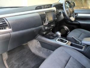 Toyota Hilux 2.8GD-6 double cab 4x4 Raider auto - Image 9