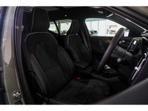 Volvo XC40 Recharge Single Motor Plus - Image 12