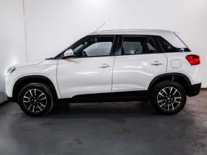 Suzuki Vitara Brezza 1.5 GLX - Image 9