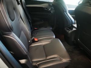 Volvo XC90 B5 AWD Ultra Dark - Image 4