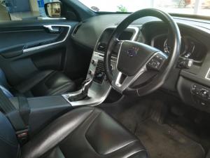 Volvo XC60 D4 Inscription - Image 4