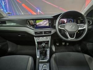 Volkswagen Polo hatch 1.0TSI Life manual - Image 8