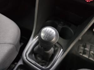 Volkswagen Polo Vivo hatch 1.4 Trendline - Image 5