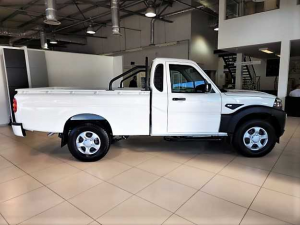 Mahindra Pik Up 2.2CRDe single cab S4 (aircon) - Image 6