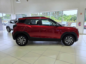 Mahindra XUV 3XO 1.2T AX5 manual - Image 10