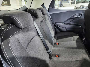 Mahindra XUV 3XO 1.2T AX5 manual - Image 11
