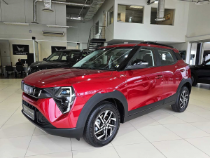 Mahindra XUV 3XO 1.2T AX5 manual - Image 8