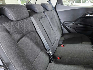 Mahindra XUV 3XO 1.2T AX5L - Image 14
