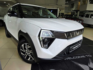 Mahindra XUV 3XO 1.2T AX5L - Image 1