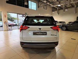 Mahindra XUV700 2.0T AX7L - Image 10
