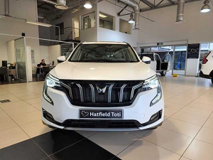 Mahindra XUV700 2.0T AX7L - Image 3