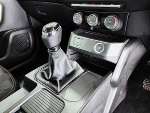 Renault Kiger 1.0 Turbo Zen - Image 14