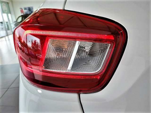 Renault Kwid 1.0 Climber auto - Image 6