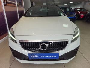 Volvo V40 T4 Momentum auto - Image 2