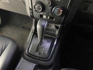 Isuzu D-Max 250 double cab X-Rider auto - Image 7