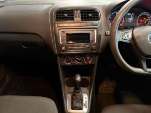 Volkswagen Polo Vivo hatch 1.6 Comfortline auto - Image 12