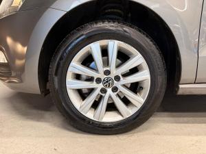 Volkswagen Polo Vivo hatch 1.6 Comfortline auto - Image 9