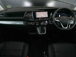 Volkswagen Caravelle 2.0BiTDI Highline 4Motion - Image 11