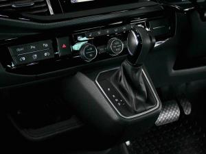 Volkswagen Caravelle 2.0BiTDI Highline 4Motion - Image 15