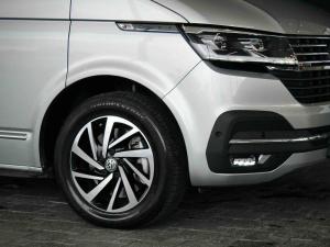 Volkswagen Caravelle 2.0BiTDI Highline 4Motion - Image 6