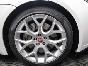 Jaguar F-Type convertible 221kW R-Dynamic - Image 8