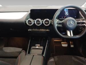 Mercedes-Benz GLA GLA200 Progressive - Image 10
