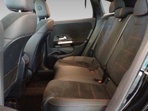 Mercedes-Benz GLA GLA200 Progressive - Image 14