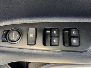 Kia Rio hatch 1.2 LS - Image 18
