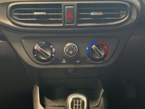Hyundai Grand i10 1.2 Fluid hatch manual - Image 15