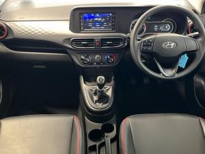 Hyundai Grand i10 1.2 Fluid hatch manual - Image 9