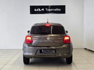 Suzuki Swift 1.2 GLX manual - Image 8