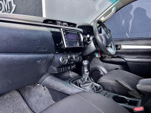 Toyota Hilux 2.4GD-6 SRX - Image 11