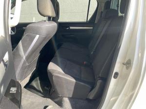 Toyota Hilux 2.8GD-6 double cab 4x4 Raider - Image 9