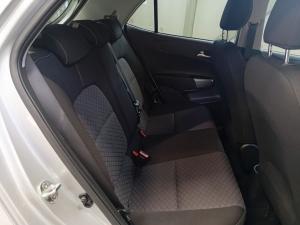 Kia Picanto 1.0 LX manual - Image 5