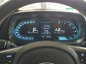 Hyundai i20 1.0T Fluid manual - Image 14