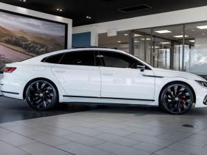 Volkswagen Arteon 2.0TSI 4Motion R-Line - Image 12