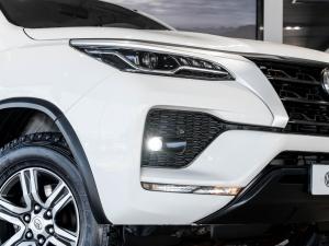 Toyota Fortuner 2.4GD-6 4x4 - Image 4
