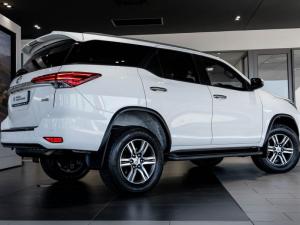 Toyota Fortuner 2.4GD-6 4x4 - Image 5