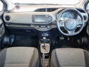 Toyota Yaris Hybrid - Image 6
