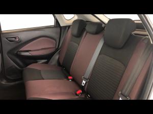Toyota Starlet Cross 1.5 XS auto - Image 25