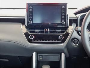 Toyota Corolla Cross 1.8 XR - Image 10