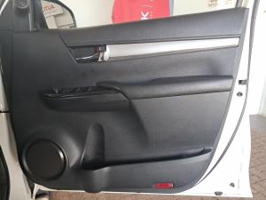 Toyota Hilux 2.8GD-6 double cab 4x4 Raider auto - Image 11