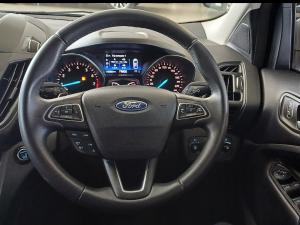 Ford Kuga 1.5T Ambiente auto - Image 17