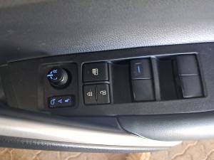 Toyota Corolla Cross 1.8 XS - Image 10