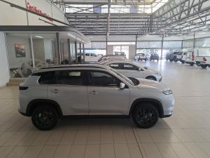 Toyota Urban Cruiser 1.5 XR manual - Image 4
