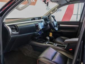 Toyota Hilux 2.8GD-6 double cab Raider auto - Image 7