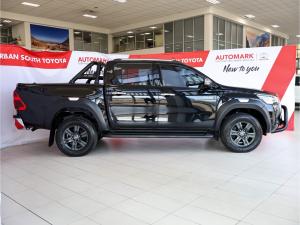 Toyota Hilux 2.8GD-6 double cab Raider auto - Image 3