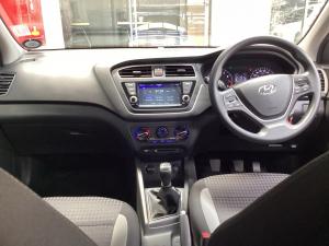 Hyundai i20 1.2 Motion - Image 6