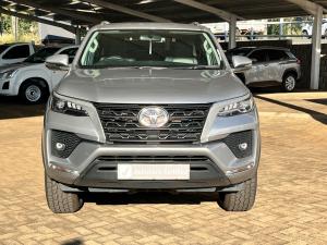 Toyota Fortuner 2.4GD-6 auto - Image 8