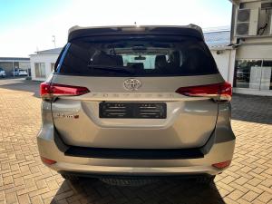 Toyota Fortuner 2.4GD-6 auto - Image 9